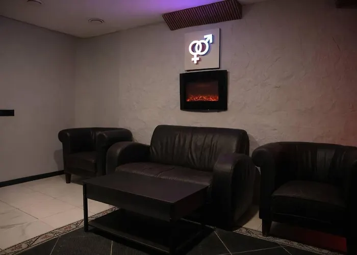 Apartment Romantic Mini-hotel & Photo Space In The Heart Of *